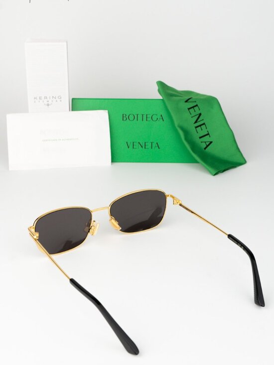 Bottega Veneta Women Sunglasses Gold Grey Rectangle BV1300S 001 NEW AUTHENTIC